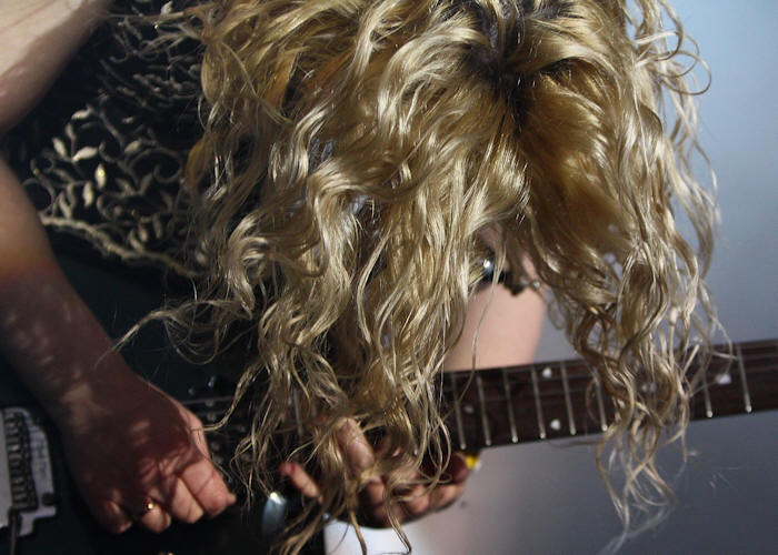 Chantel McGregor � Copyright 2010 Alan White. All Rights Reserved.