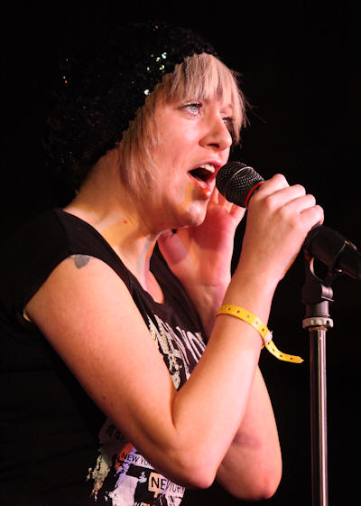 Roadhouse © Copyright 2010 Alan White. All Rights Reserved.