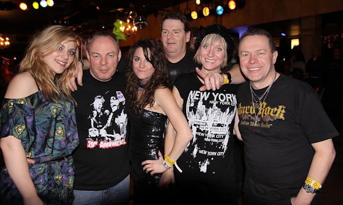 Roadhouse © Copyright 2010 Alan White. All Rights Reserved.