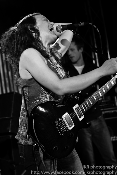 � Copyright 2011 Jason Richardson. All Rights Reserved.