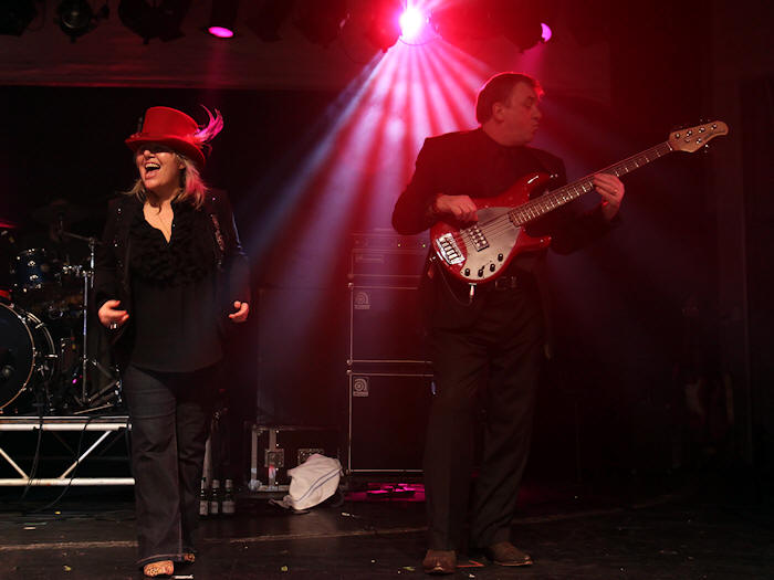 � Copyright 2011 Alan White. All Rights Reserved.