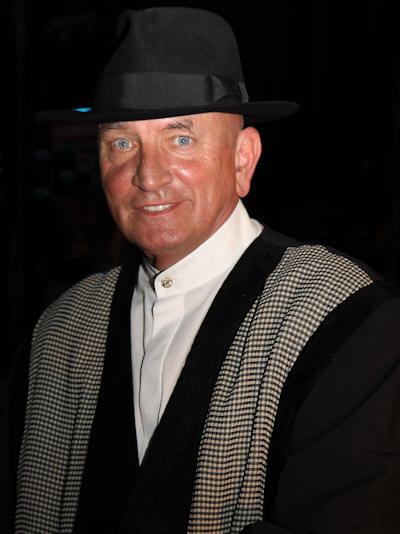 � Copyright 2009 Alan White. All Rights Reserved.