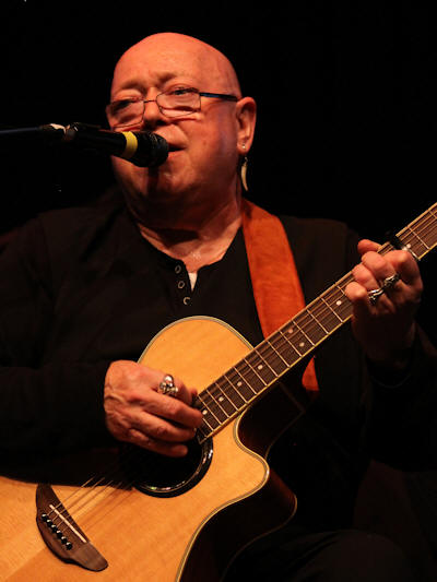 � Copyright 2010 Alan White. All Rights Reserved.