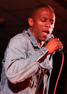 Earl Thomas � Copyright 2009 Alan White. All Rights Reserved.